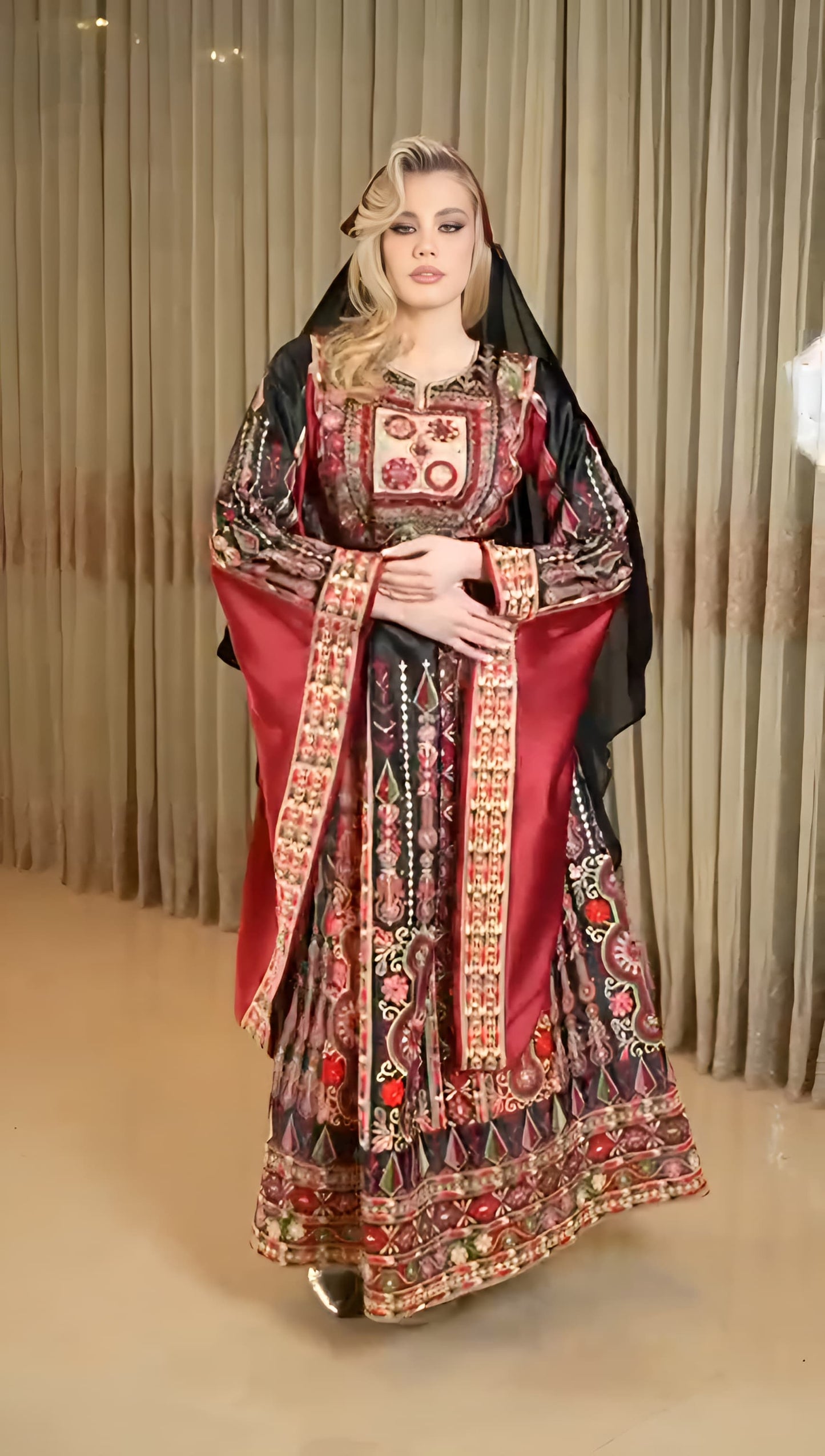Royal Henna Thobe