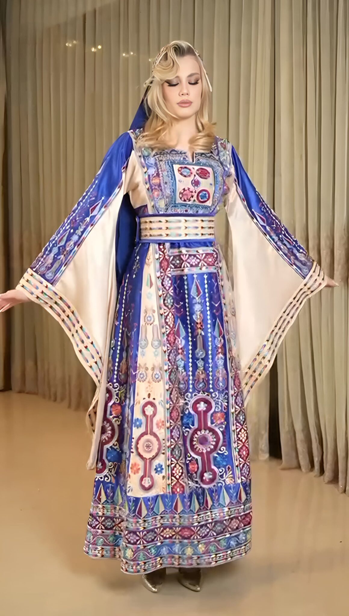 ثوب الحنا الملكي