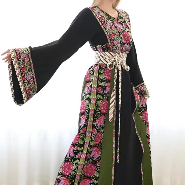 ثوب الورد المجدلاوي