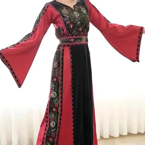 ثوب جاسيكا المخملي