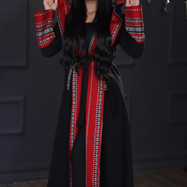 جوخ طويل مع طاقية